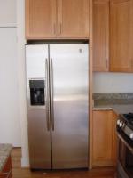 Refrigerator (1321K)