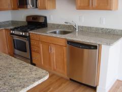 Kitchen (1640K)